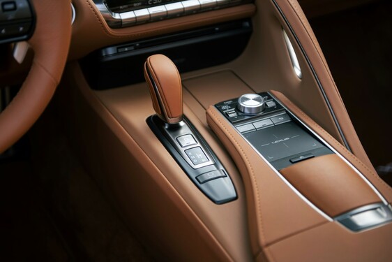 Lexus LC Convertible 2020 - local