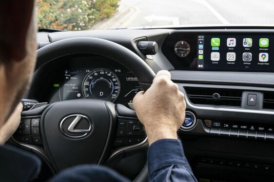 Lexus UX300e