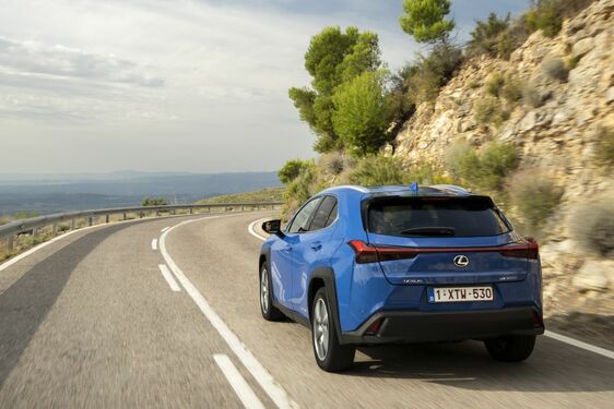 Lexus UX300e