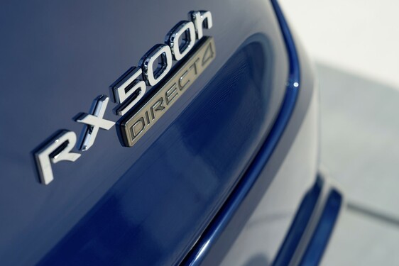RX 500h 2022