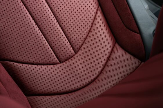 Lexus RX - local