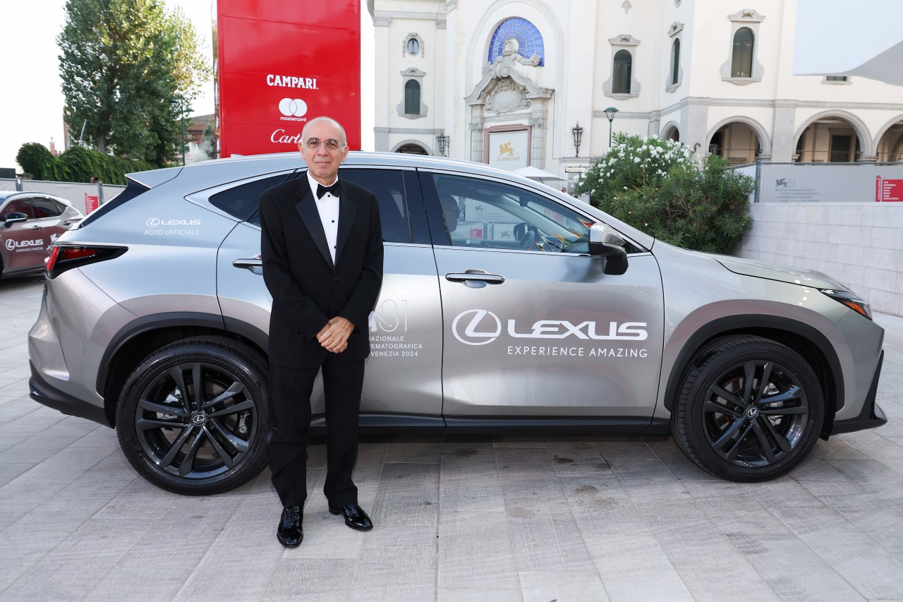 LEXUS JE OPĚT OFICIÁLNÍM VOZEM FILMOVÉHO FESTIVALU V BENÁTKÁCH