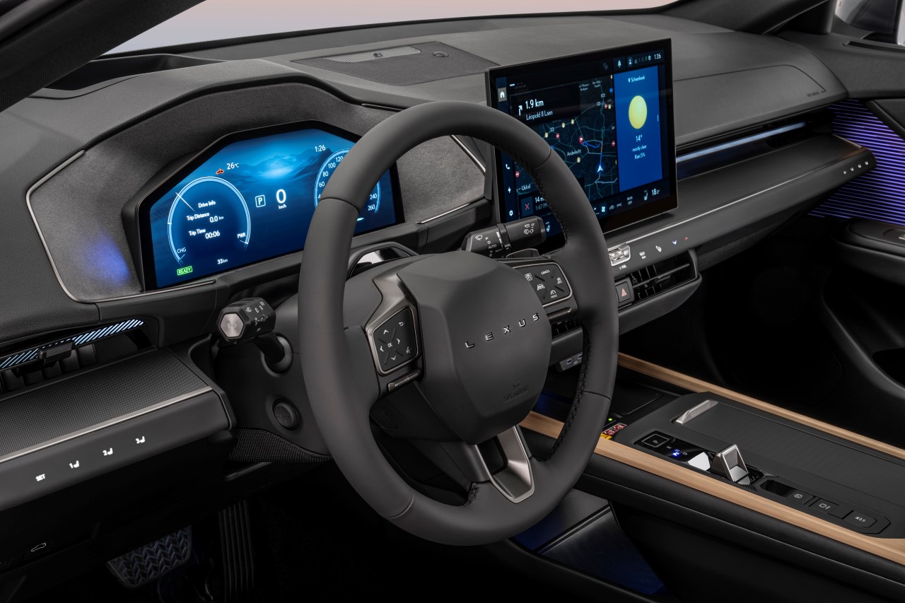 Evropská premiéra: nový Lexus ES posouvá styl, luxus a kultivovanost sedanu na vyšší úroveň 