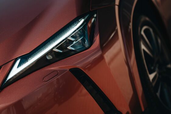 Lexus UX - local 
