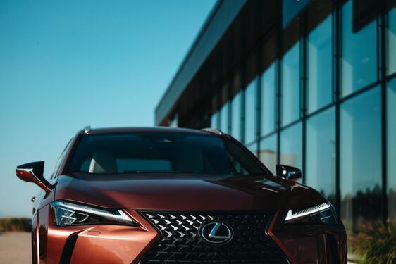 Lexus UX - local 