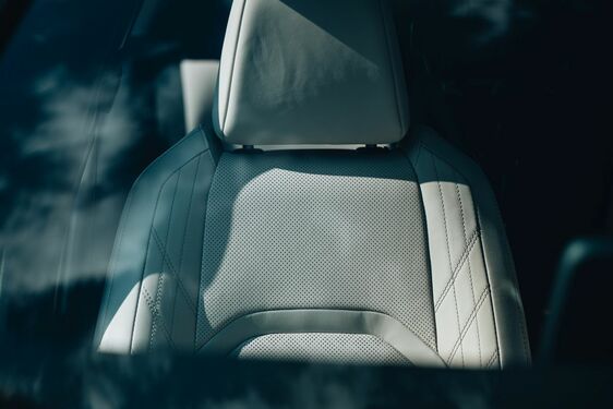 Lexus UX - local 