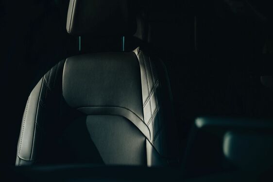 Lexus UX - local 
