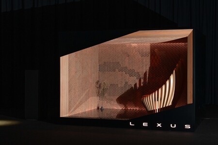 LEXUS V MILÁNĚ PŘEDSTAVÍ INSTALACE ZKOUMAJÍCÍ PROSTOR