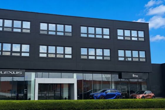 LEXUS OTEVŘEL NOVÉ PRODEJNÍ A SERVISNÍ CENTRUM V BRNĚ
