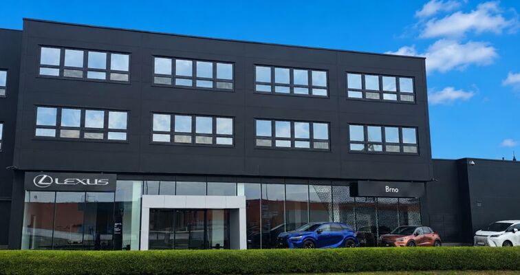 LEXUS OTEVŘEL NOVÉ PRODEJNÍ A SERVISNÍ CENTRUM V BRNĚ