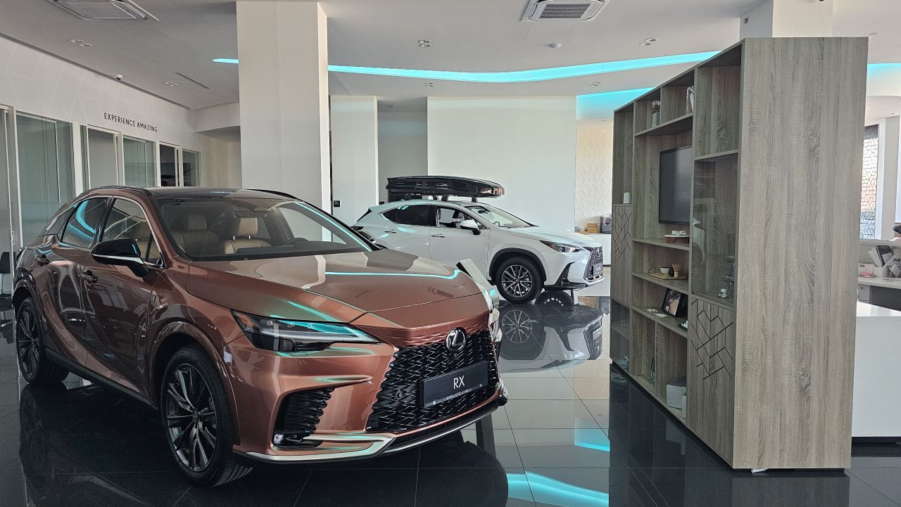 LEXUS OTEVŘEL NOVÉ PRODEJNÍ A SERVISNÍ CENTRUM V BRNĚ
