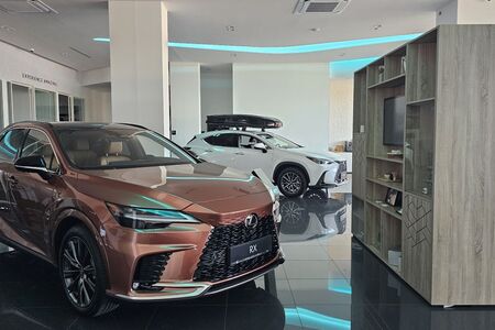 LEXUS OTEVŘEL NOVÉ PRODEJNÍ A SERVISNÍ CENTRUM V BRNĚ
