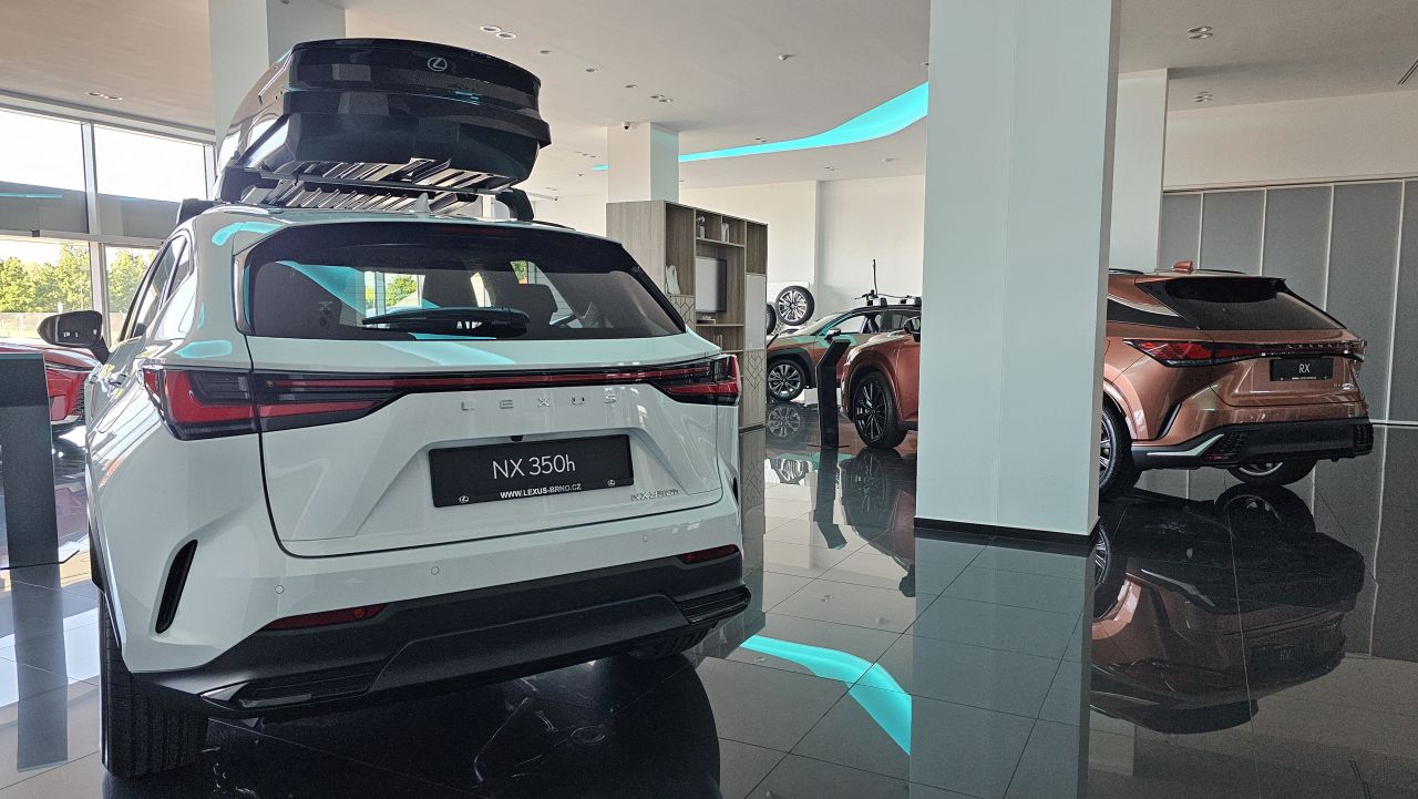 LEXUS OTEVŘEL NOVÉ PRODEJNÍ A SERVISNÍ CENTRUM V BRNĚ