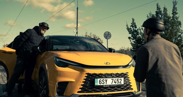 Lexus se objeví v novém filmu Davida Ondříčka