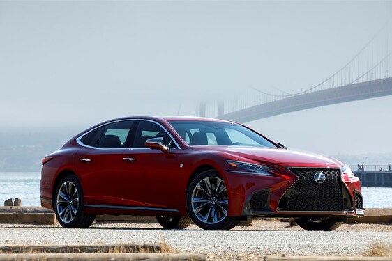 2018 LS F SPORT