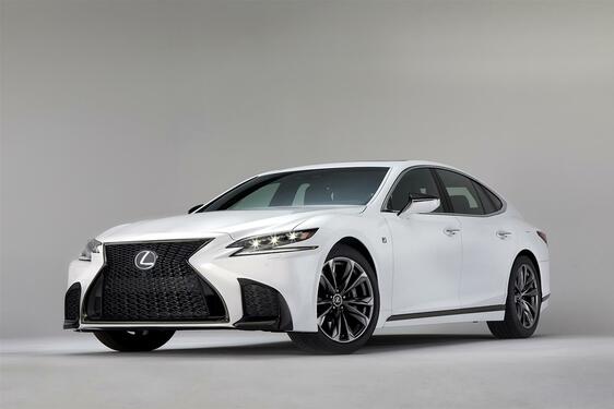 2018 LS F SPORT