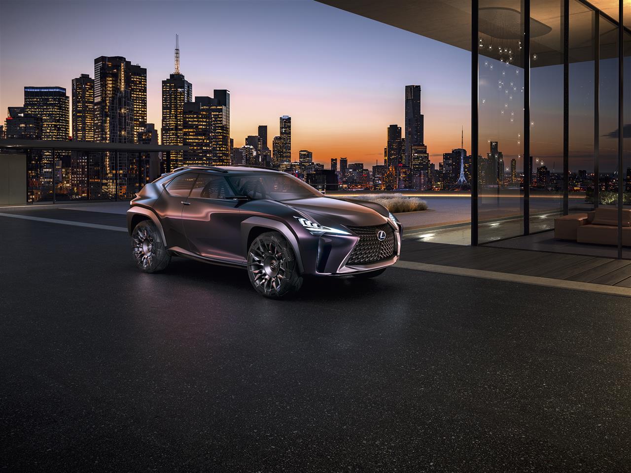 KONCEPT LEXUS UX PŘINÁŠÍ TECHNOLOGII 3D ROZHRANÍ PRO MAXIMÁLNÍ POŽITEK Z JÍZDY