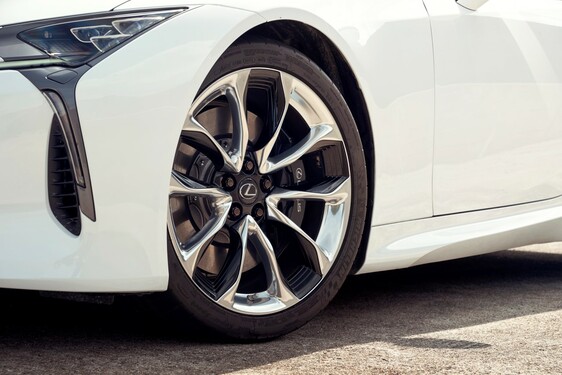 LC500h