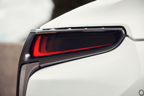 LC500h