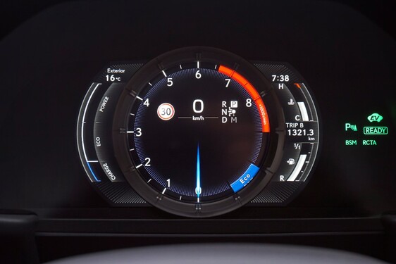 LC500h