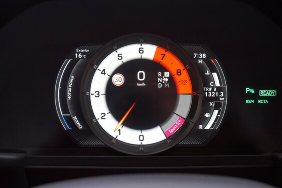 LC500h