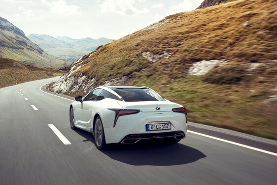 LC500h