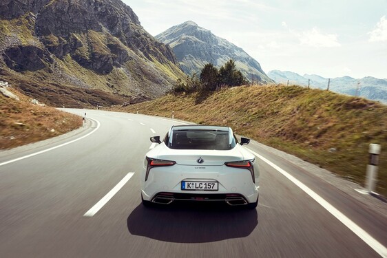 LC500h