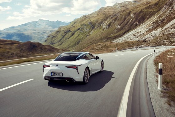 LC500h