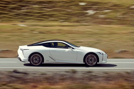LC500h