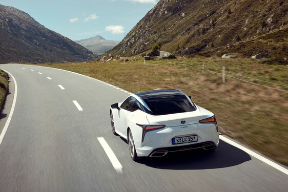 LC500h