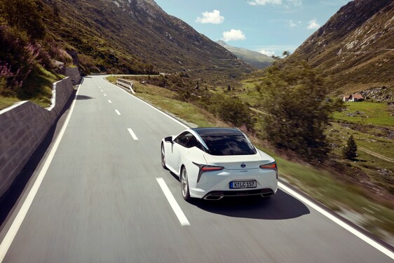 LC500h