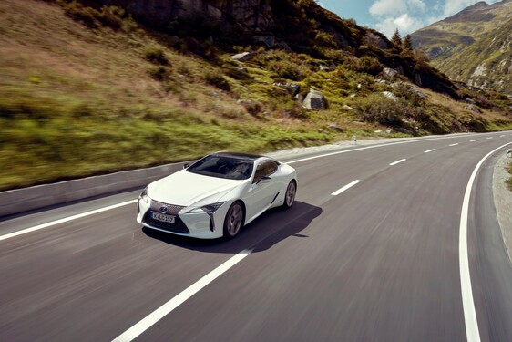 LC500h