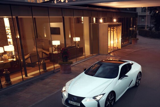 LC500h