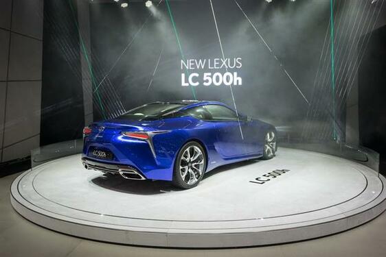 2017 LC