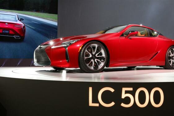 2017 LC