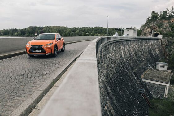 LEXUS PŘICHÁZÍ S  UNIKÁTNÍM PROGRAMEM ZAŽÍT LEXUS