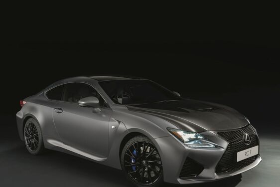 LEXUS SLAVÍ 10. VÝROČÍ VOZŮ S OZNAČENÍM „F“