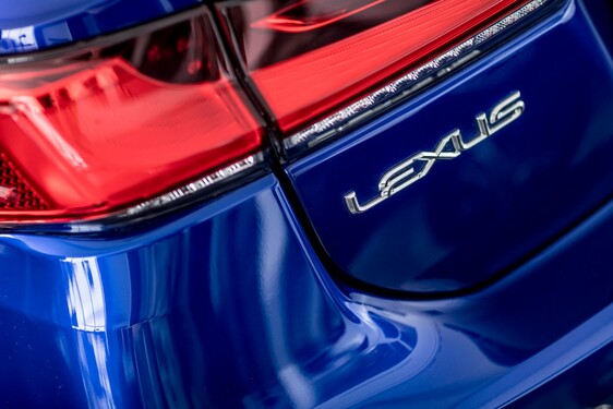 LEXUS OTEVŘEL NOVÝ SHOWROOM V KARLOVÝCH VARECH 