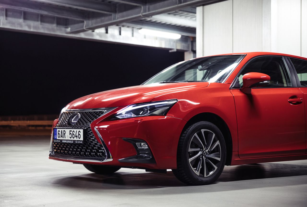 LEXUS VÉVODÍ PRŮZKUMU SPOLEHLIVOSTI MAGAZÍNU WHAT CAR? ZA ROK 2018