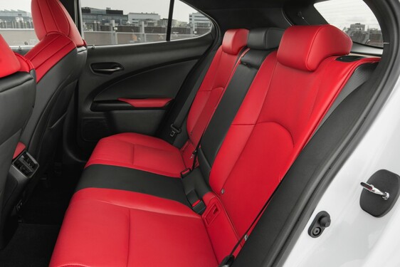2018 UX F Sport