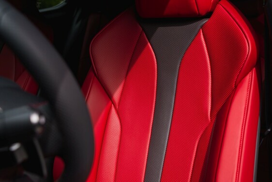 2018 UX F Sport