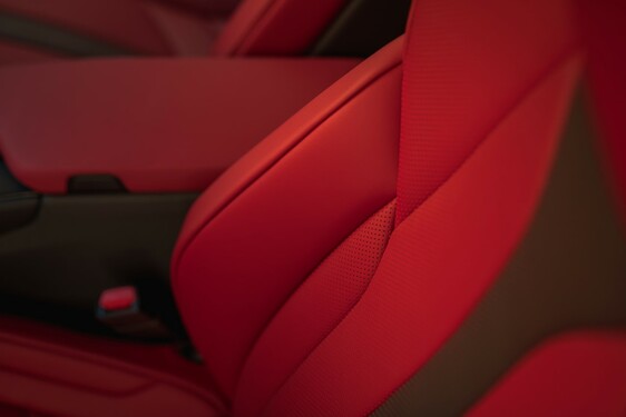 2018 UX F Sport
