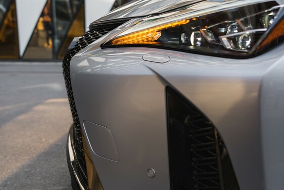 2018 UX F Sport