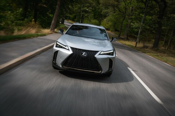 2018 UX F Sport