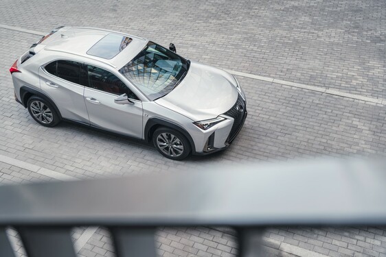 2018 UX F Sport