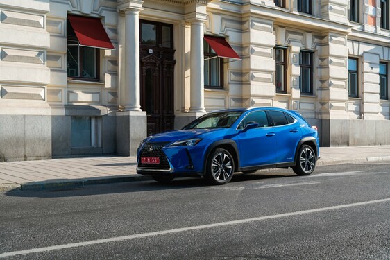 2018 UX 250h