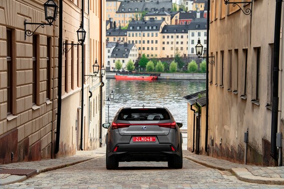 2018 UX 250h