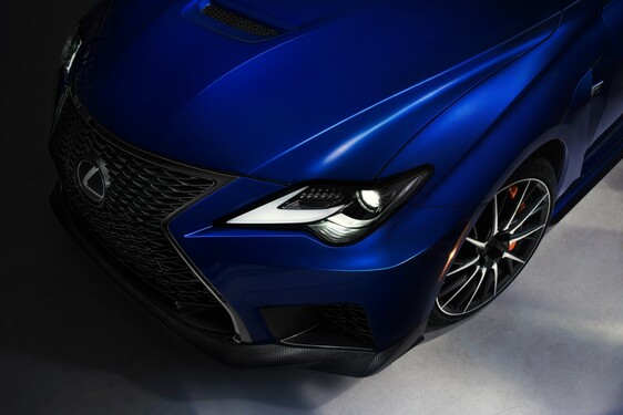 RC F i RC F Track Edition