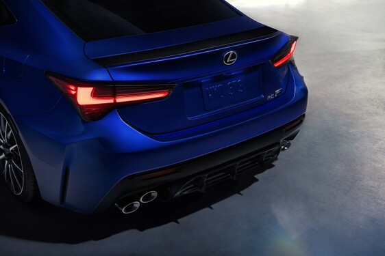 RC F i RC F Track Edition