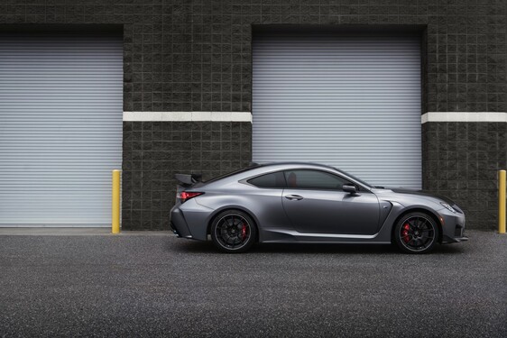 RC F i RC F Track Edition